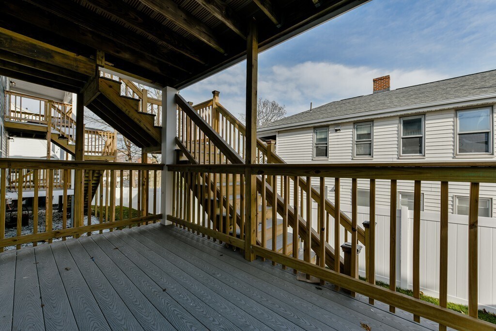 Building Photo - 224 Newbury Ave