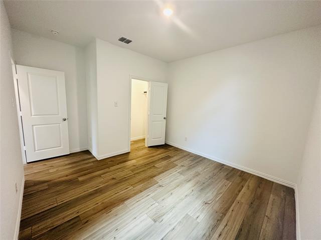 Building Photo - 8112 Green Heron Dr