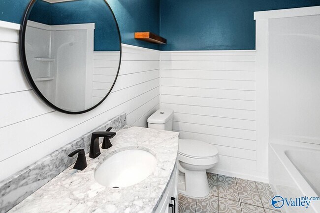 Building Photo - 12122 Chicamauga Trail SE