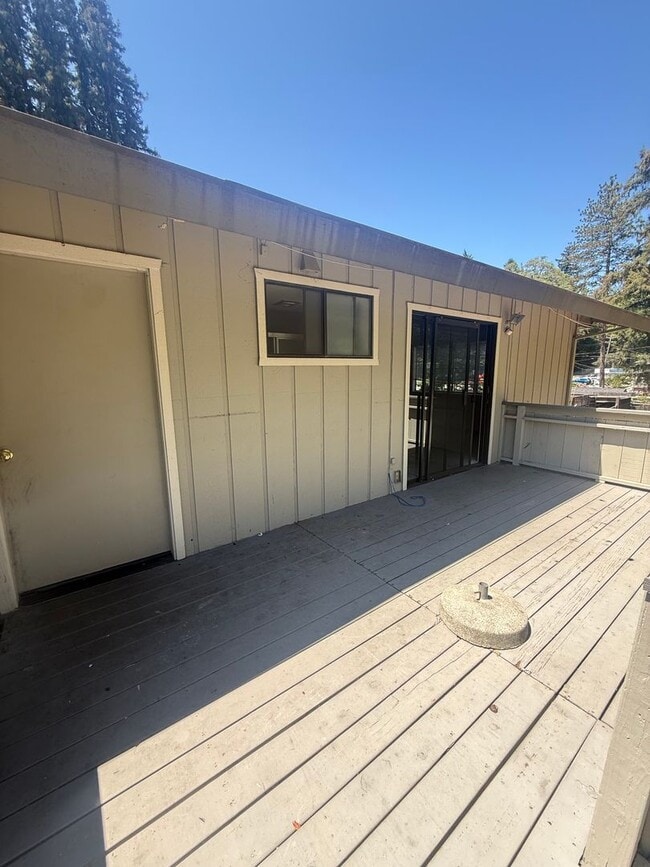 Building Photo - 6500 CA-9