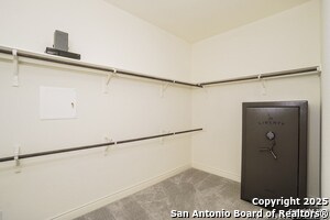 Building Photo - 161 Maravillas