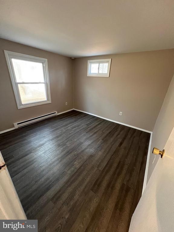 Building Photo - 703 Brynwood Bogs Dr