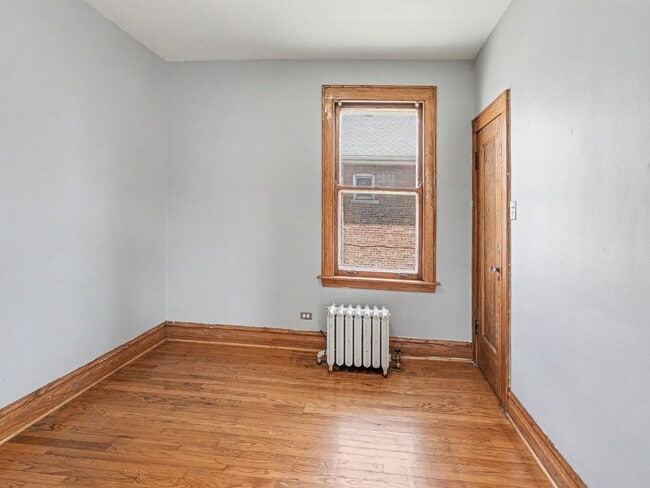 Building Photo - 1542 S 60th Ct