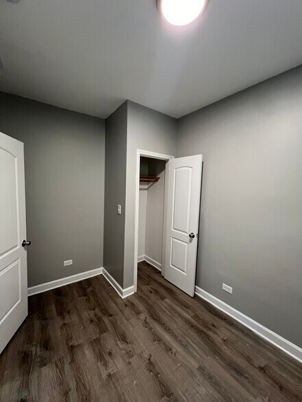 Building Photo - 7311 S Dorchester Ave