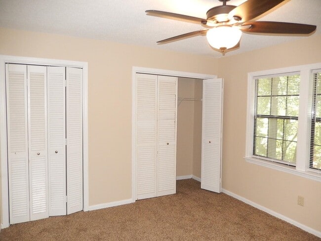 Building Photo - 1811 Hartsfield Rd