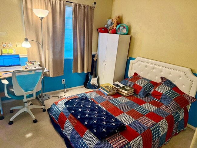 Building Photo - Scripps Ranch 4 Br 3 baths garage yard solar for rent $4990