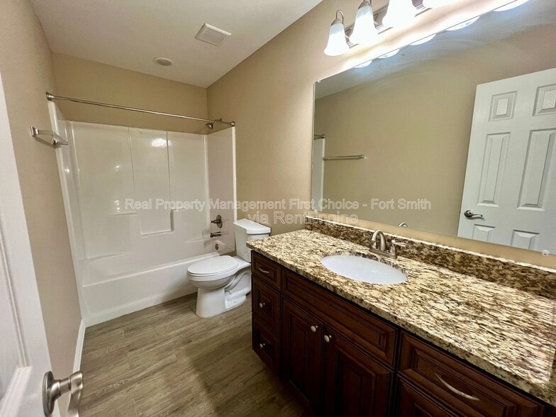 Building Photo - 6709 MARIBETTE RD