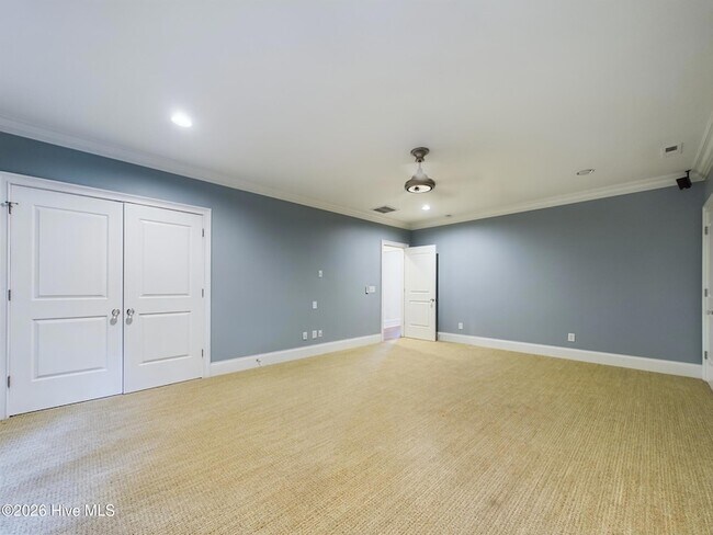 Building Photo - 3724 Rolston Dr