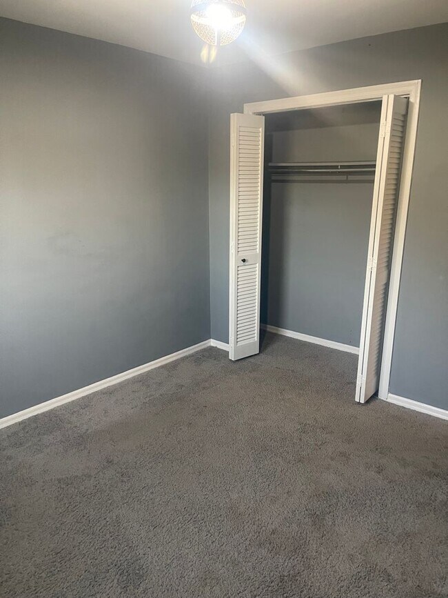 Building Photo - COMING SOON! Beautiful 4 Bedroom Home in M...