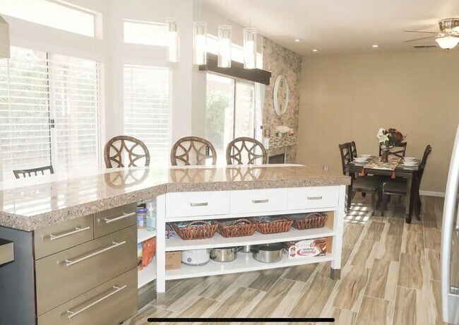 Building Photo - 69811 Willow Ln