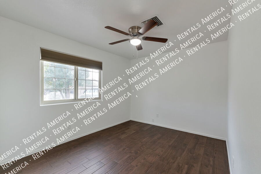 Building Photo - 8115 E Mesquite Ridge Cir