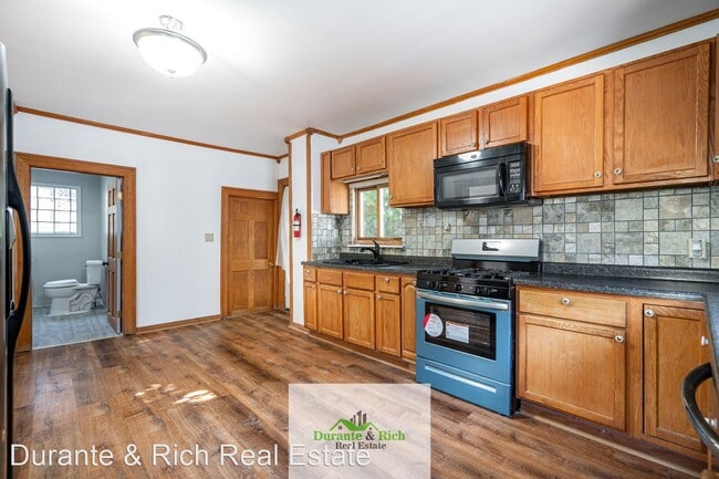 Building Photo - 2 br, 1 bath House - 1819 Marquette Street