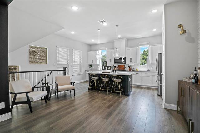 Building Photo - 2264 Palomino St