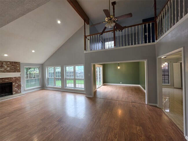 Building Photo - 19507 Oak Station Dr