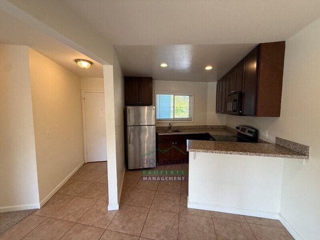Building Photo - 1208 Sir Francis Drake Blvd