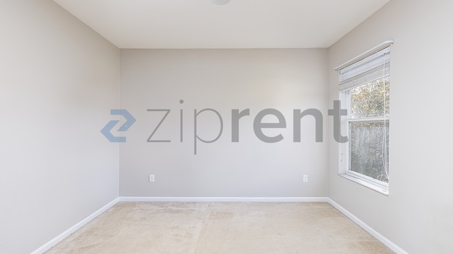 Building Photo - 16703 Cedar Crest Dr