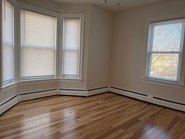 Building Photo - 13 Orchard St