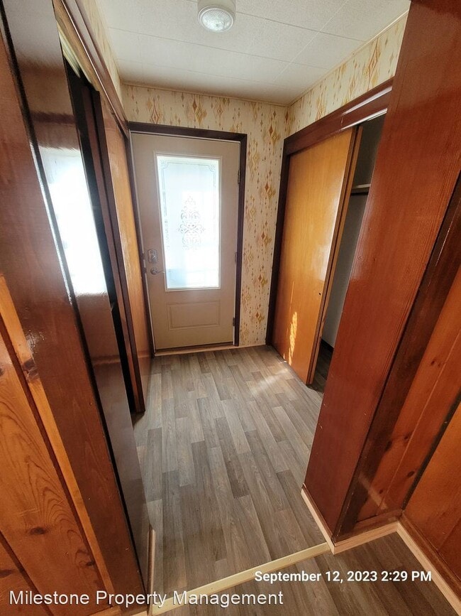 Building Photo - 3 br, 1 bath House - 1420 N Merriam