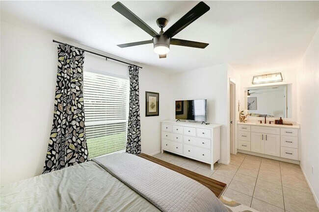 Building Photo - 3605 Leafield Dr