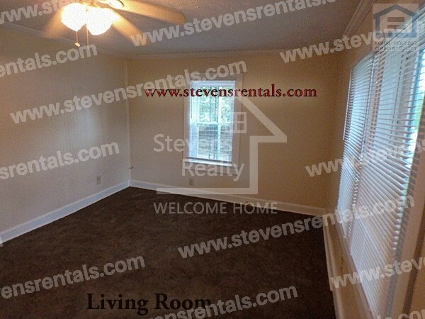 Building Photo - 1904 N Dixie Ave