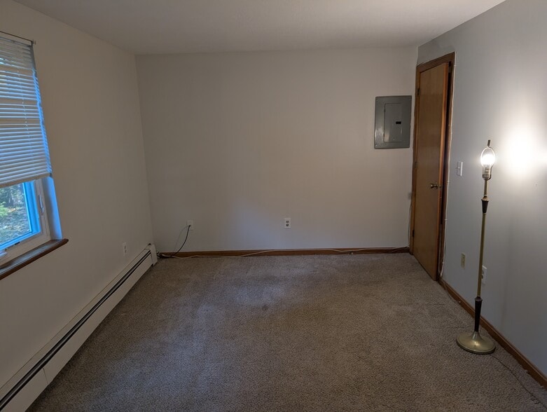 Bedroom 2 - 33 Garden Rd