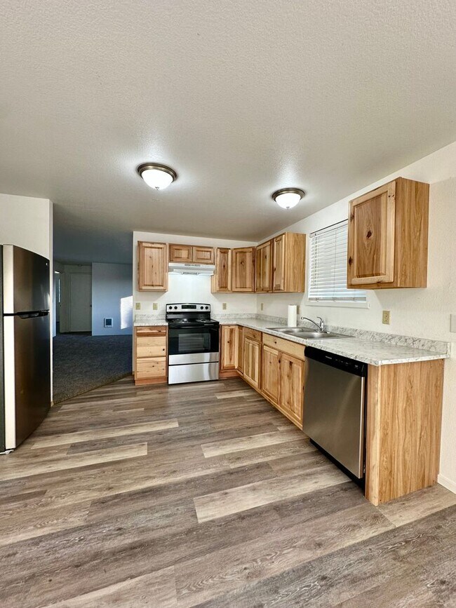 Building Photo - 1328/1330 SW 17th St