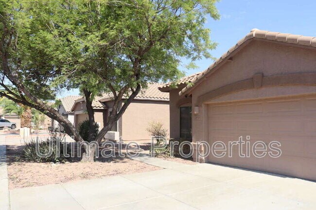 Building Photo - 15920 W Tara Ln