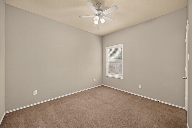 Building Photo - 22023 Westerpine Ln