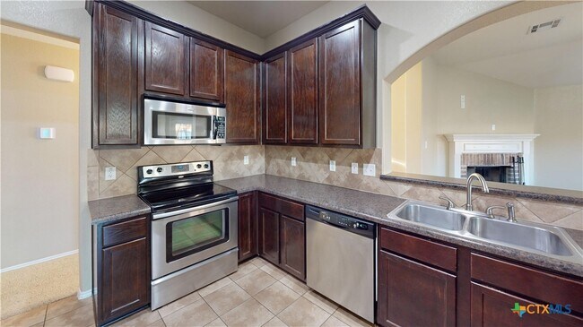 Building Photo - 5602 Birmingham Cir