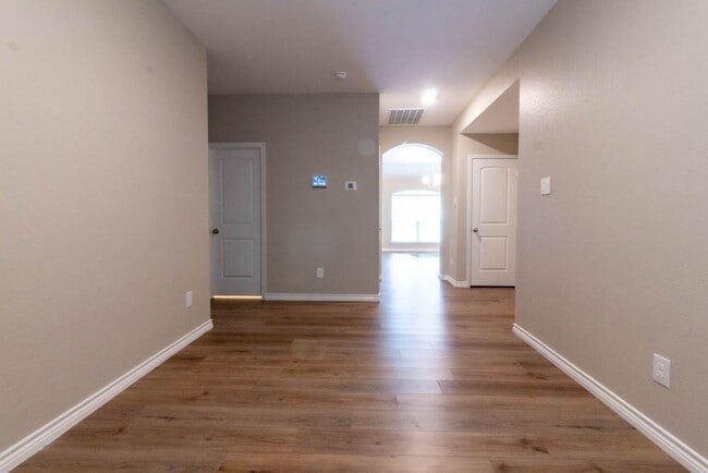 Building Photo - 1022 Fannin St