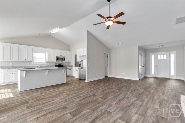 Building Photo - 2164 Savannah Dr