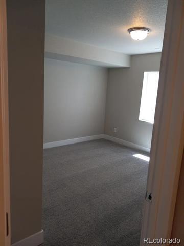 Building Photo - 10523 Summer Rdg Dr