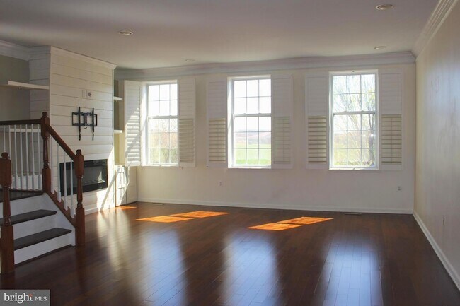 Building Photo - 23261 Carters Meadow Terrace