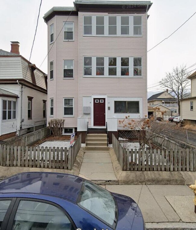 Building Photo - 17 Wareham St