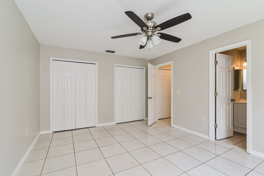 Building Photo - 7666 Harbor Bend Cir