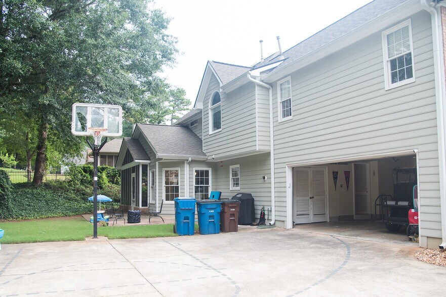Building Photo - 105 Cadmium Ct