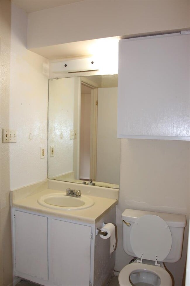 Building Photo - 9603 Nightjar Dr