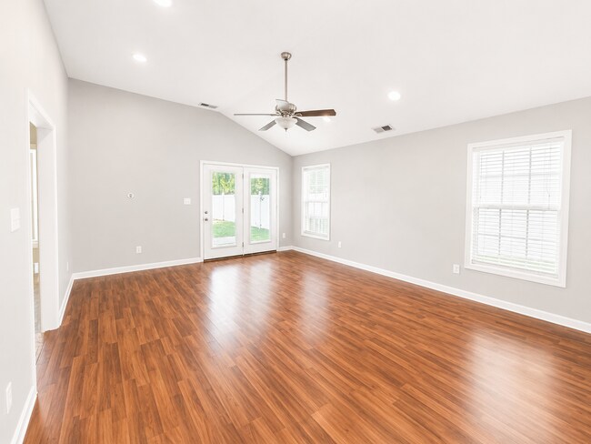 Building Photo - Modern Ranch Living in Desirable Cooper Farms!
