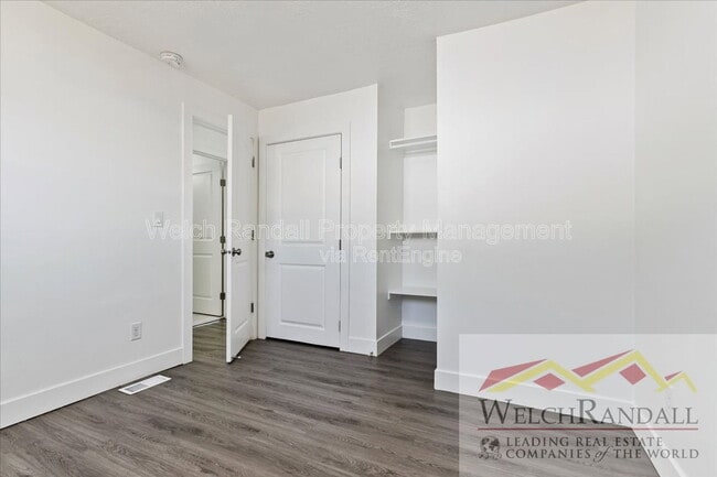 Building Photo - 212 W 4800 S