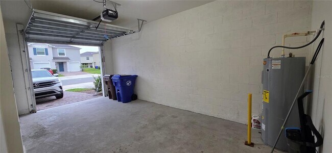 Building Photo - 1410 Isleta Lp