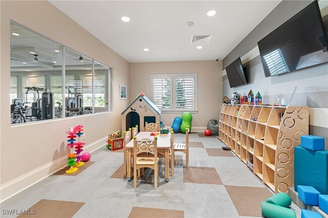 Building Photo - 14028 Hunter Oak Dr