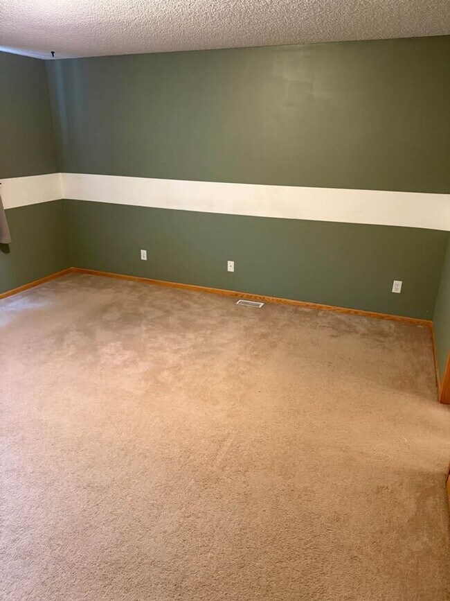 Building Photo - 908 Firethorne Trail