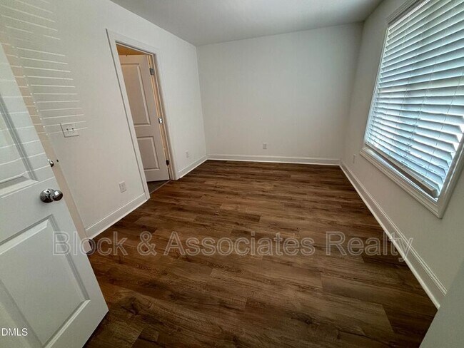 Building Photo - 5710 Parker Pnes Ct