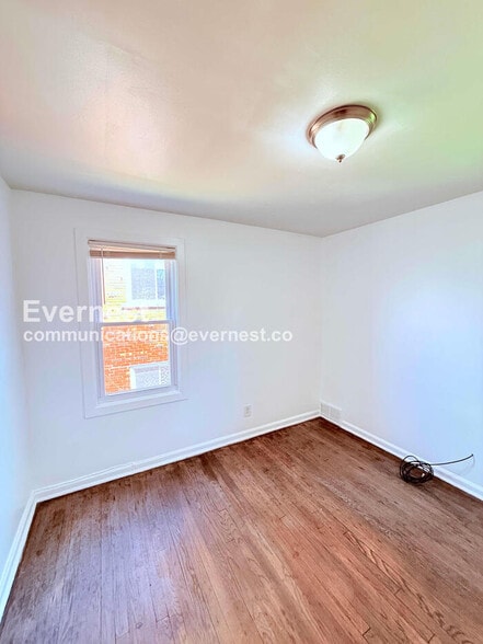 Building Photo - 16834 Fairfield St
