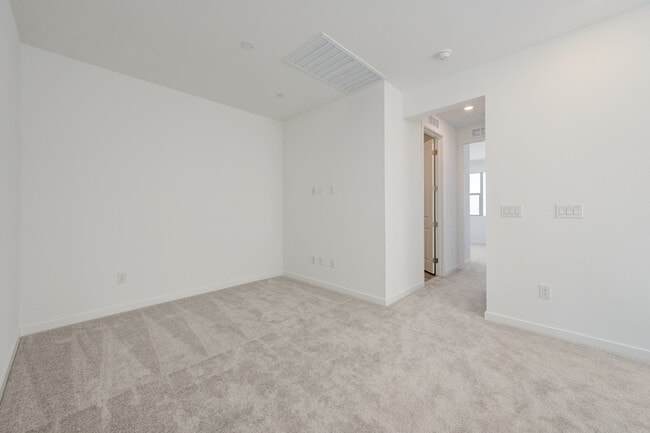 Building Photo - 1533 Melodic Lark Dr