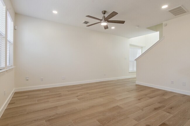 Building Photo - 13167 Peppergate Ln