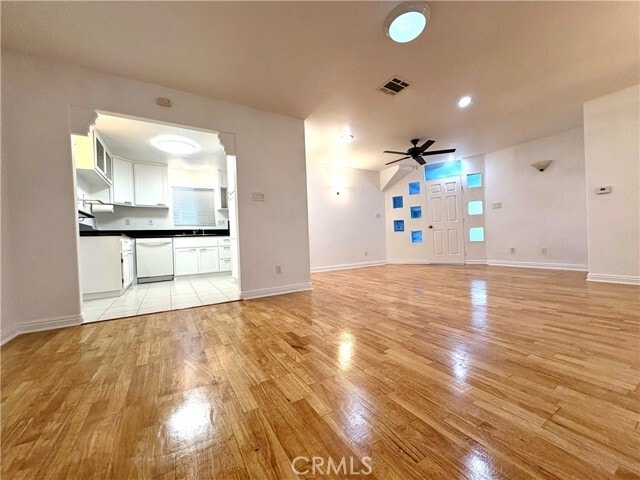 Building Photo - 11741 Benfield Ave