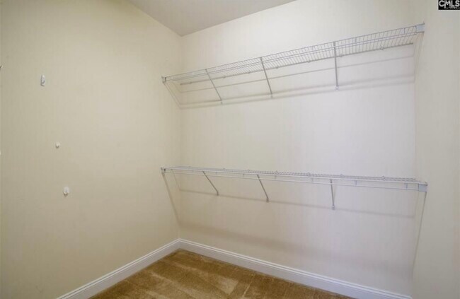 Building Photo - 332 Highland Point Dr