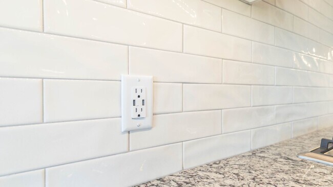 Building Photo - 8309 Rainier St