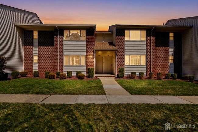 Building Photo - 1807 Muriel Ct